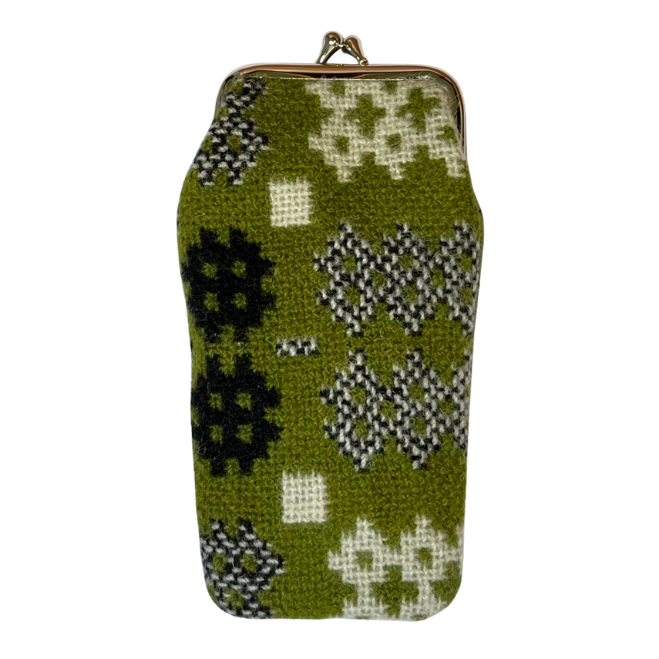 Welsh Tapestry Glasses Case - Green